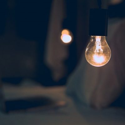 fondo-decoracion-energia-casa-colgando_1258-323